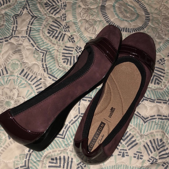 Clarks Kinzie Flats - Picture 2 of 5